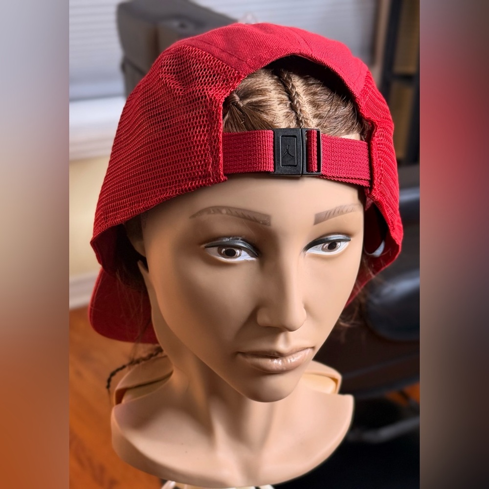 Gorgeous Jordan Flight Cap!!!
Adjustable - Picture 6 of 7